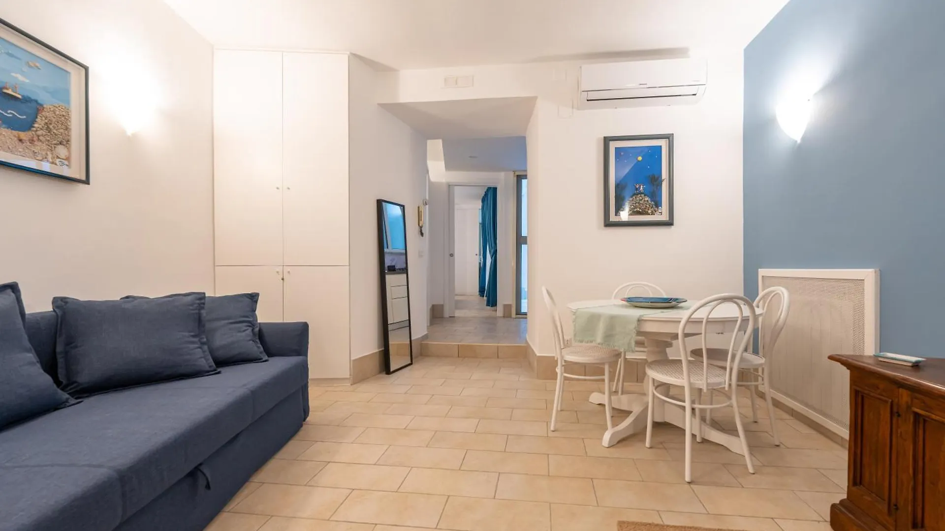 La Residenza Di Enrica Διαμέρισμα Νάπολη 0*,  Ιταλία
